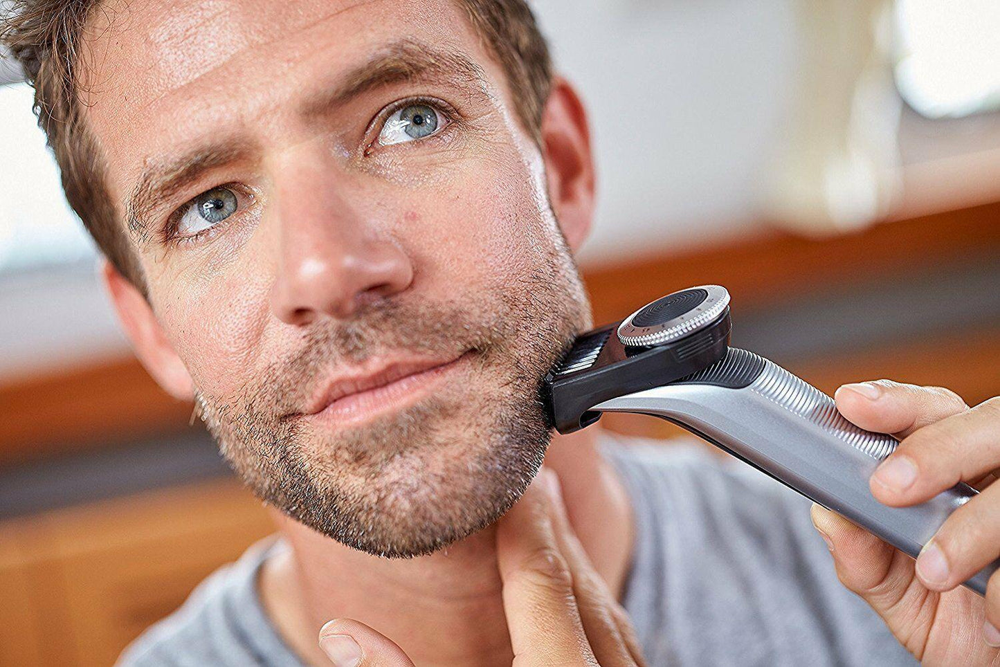 Trimmer Beard Trims Shapes And Shaves Philips Oneblade Pro QP6520/30 Base