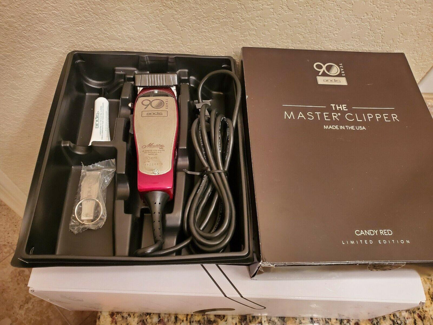 Andis Master Clipper 90th Anniversary Limited Edition Candy Red